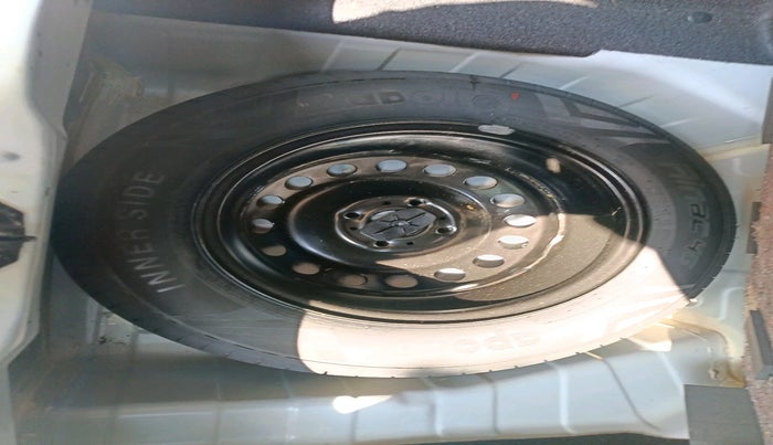 2025 Tata PUNCH Creative Plus (S) AMT, Petrol, Automatic, 11,202 km, tyre