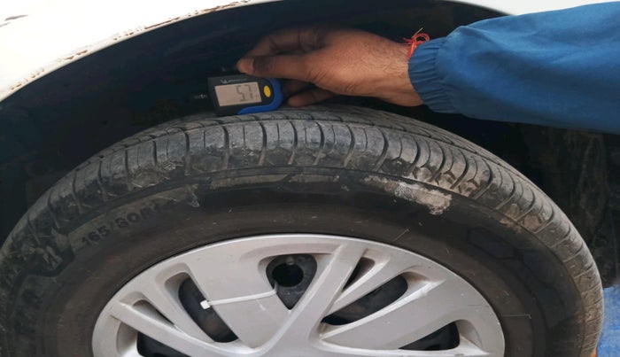 2016 Maruti Swift VXI, Petrol, Manual, 60,002 km, tyre