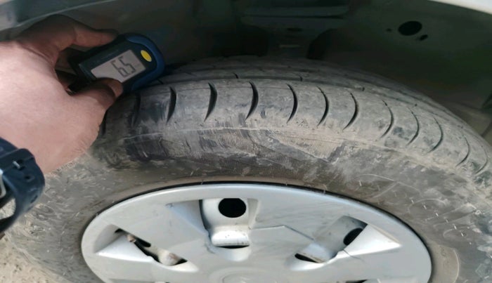 2013 Maruti Wagon R 1.0 LXI CNG, Petrol, Manual, 1,13,733 km, tyre