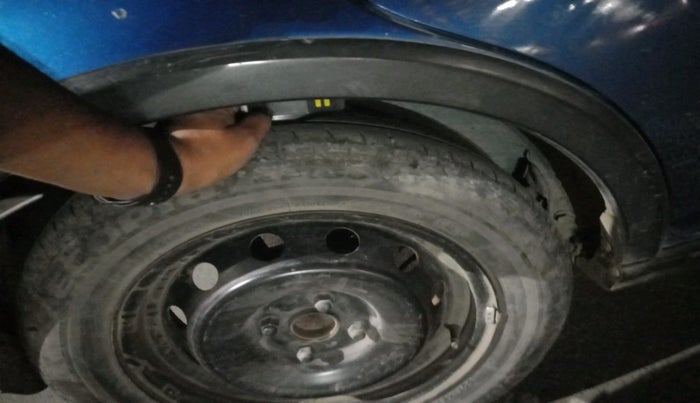 2017 Maruti IGNIS ZETA 1.2, Petrol, Manual, 1,25,143 km, tyre