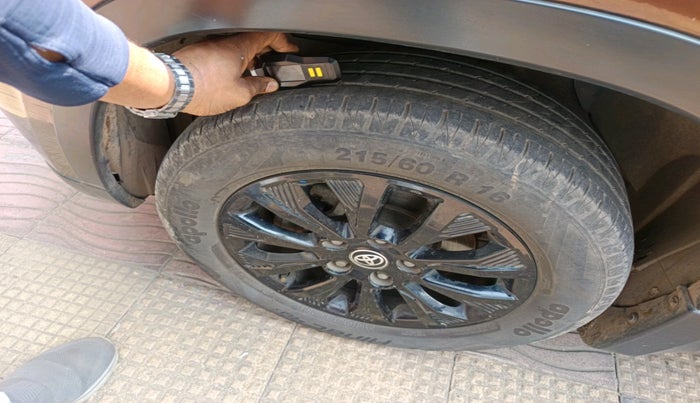 2021 Toyota URBAN CRUISER HIGH GRADE AT, Petrol, Automatic, 45,169 km, tyre