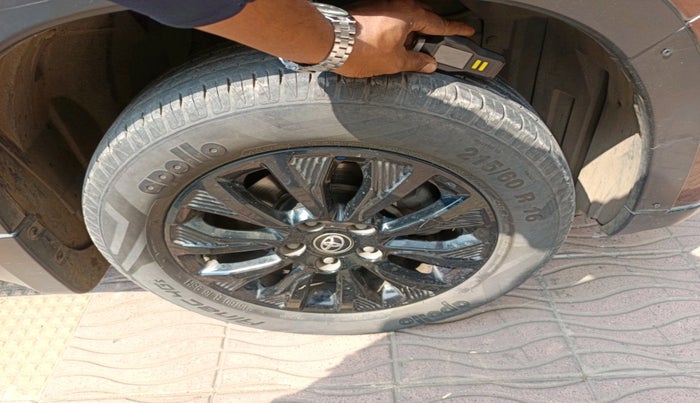 2021 Toyota URBAN CRUISER HIGH GRADE AT, Petrol, Automatic, 45,169 km, tyre