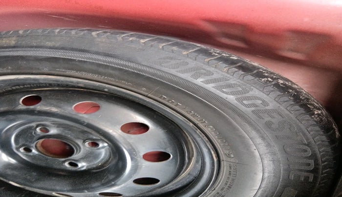 2019 Maruti Swift VXI, Petrol, Manual, 75,878 km, tyre