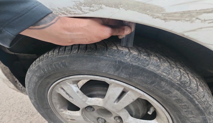 2011 Hyundai i20 ASTA 1.2, Petrol, Manual, 68,617 km, tyre