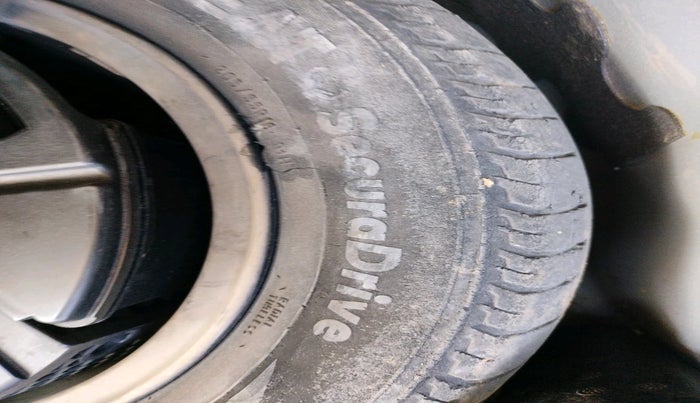 2022 Skoda SLAVIA STYLE 1.0L TSI AT, Petrol, Automatic, 66,370 km, tyre