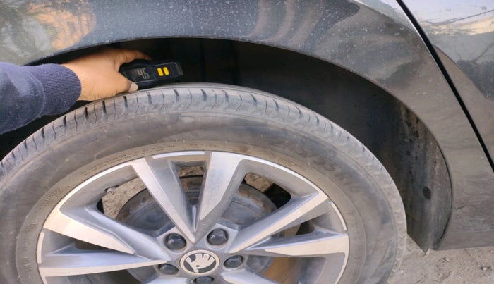 2022 Skoda SLAVIA STYLE 1.0L TSI AT, Petrol, Automatic, 66,370 km, tyre