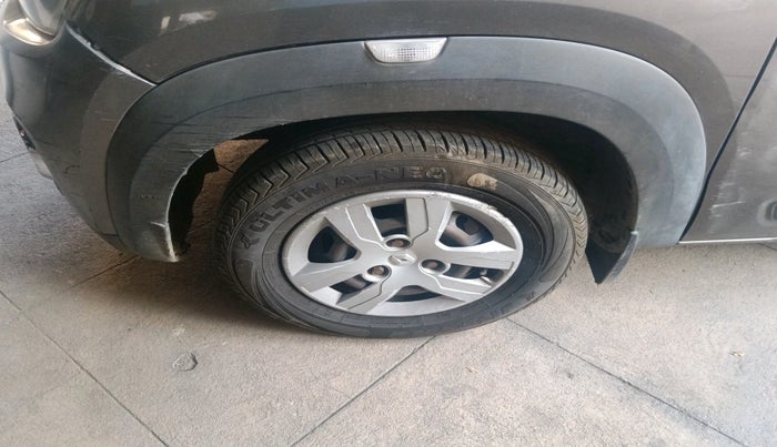 2016 Renault Kwid RXT 1.0, Petrol, Manual, 1,66,728 km, tyre