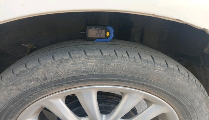 2012 Toyota Etios Liva GD, Diesel, Manual, 1,37,430 km, tyre