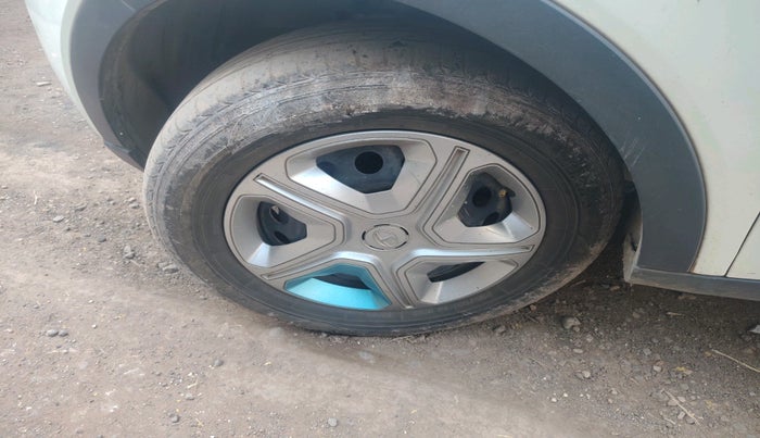 2022 Tata NEXON EV XM, Electric, Automatic, 57,595 km, tyre