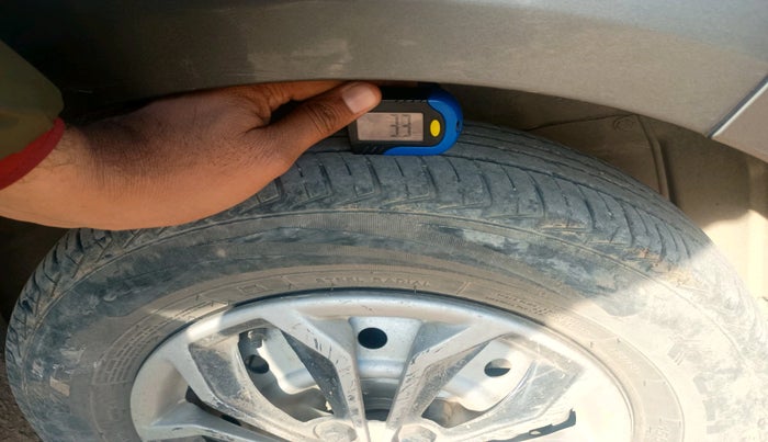 2021 Maruti New Wagon-R LXI CNG 1.0, CNG, Manual, 47,714 km, tyre