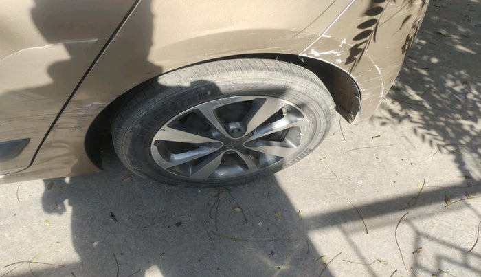 2014 Hyundai Elite i20 ASTA 1.2, Petrol, Manual, 1,08,428 km, tyre