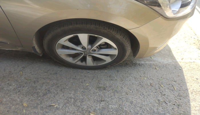 2014 Hyundai Elite i20 ASTA 1.2, Petrol, Manual, 1,08,428 km, tyre