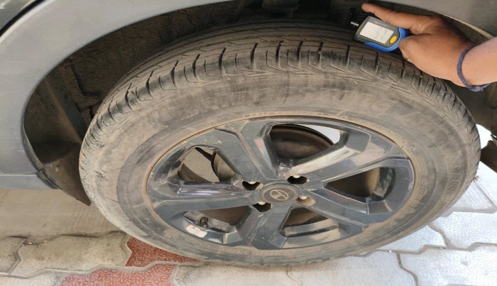 2022 Tata NEXON XZ PLUS DIESEL DARK EDITION, Diesel, Manual, 97,916 km, tyre