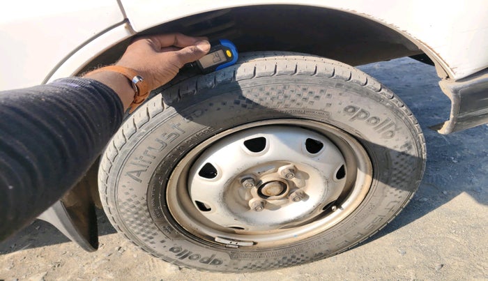 2020 Maruti Eeco 5 STR WITH A/C+HTR, CNG, Manual, 63,243 km, tyre