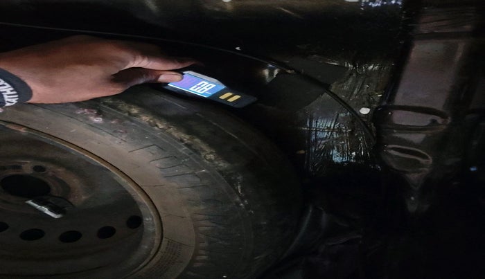 2020 Renault Kwid RXL 1.0, Petrol, Manual, 74,075 km, tyre