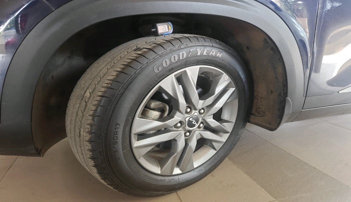 2023 KIA SELTOS  HTX IVT G, Petrol, Automatic, 16,866 km, tyre