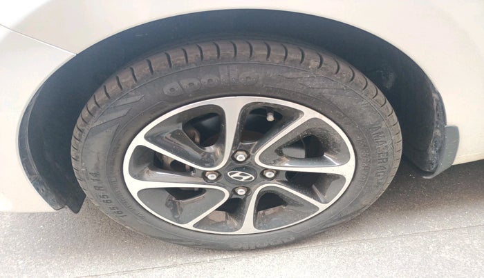 2018 Hyundai Grand i10 SPORTZ (O) AT 1.2 KAPPA VTVT, Petrol, Automatic, 37,663 km, tyre