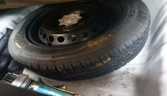 2018 Hyundai Grand i10 SPORTZ (O) AT 1.2 KAPPA VTVT, Petrol, Automatic, 37,663 km, tyre