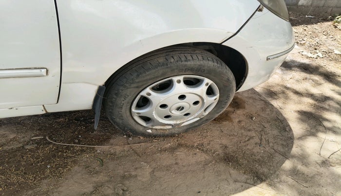 2011 Tata Indigo VE BS-III, Diesel, Manual, 1,21,000 km, tyre