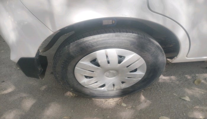 2019 Maruti Alto VXI, Petrol, Manual, 30,621 km, tyre