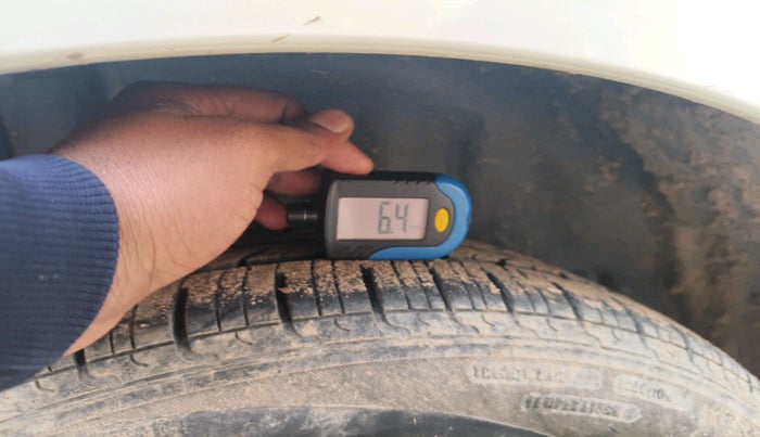 2013 Maruti Swift Dzire ZDI, Diesel, Manual, 1,11,976 km, tyre