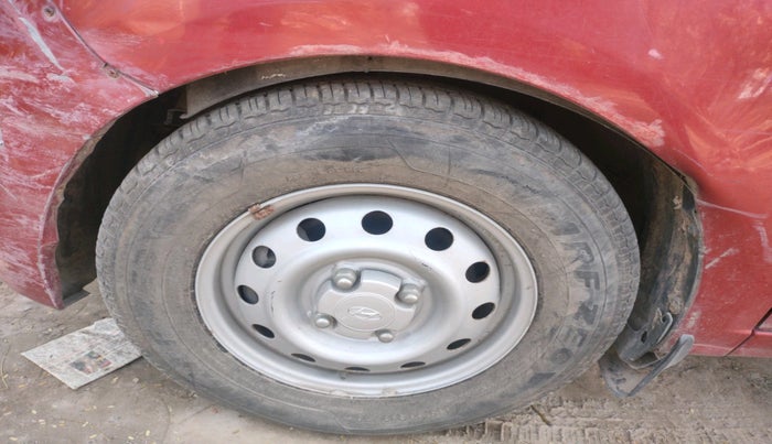 2013 Hyundai i10 ERA 1.1, Petrol, Manual, 8,733 km, tyre