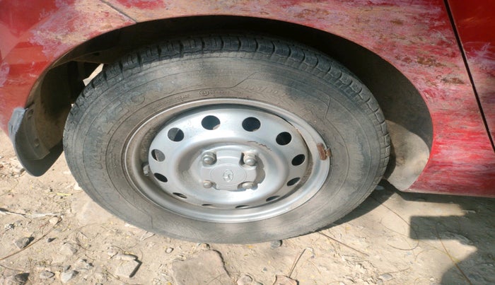 2013 Hyundai i10 ERA 1.1, Petrol, Manual, 8,733 km, tyre