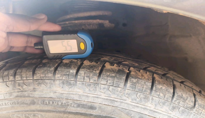 2015 Maruti Swift VDI, Diesel, Manual, 87,706 km, tyre