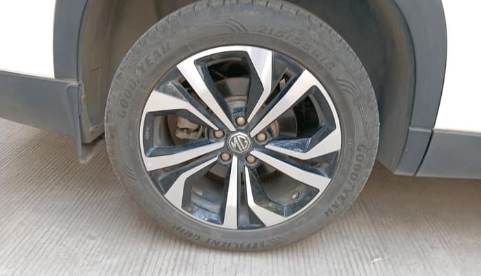 2023 MG HECTOR SAVVY PRO 1.5 TURBO CVT PETROL, Petrol, Automatic, 16,445 km, tyre