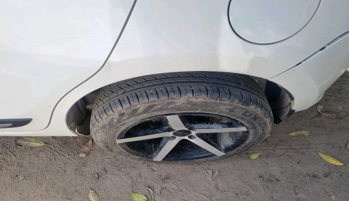 2024 Maruti Swift VXI, Petrol, Manual, 23,177 km, tyre