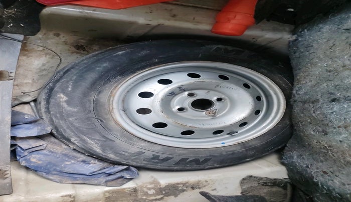 2011 Maruti Swift Dzire VXI, Petrol, Manual, 85,681 km, tyre