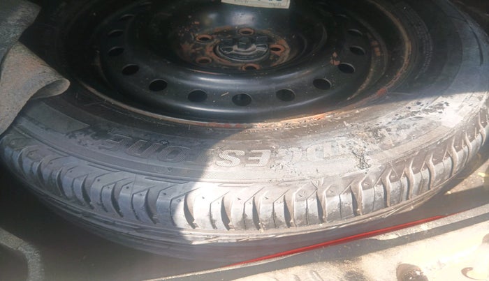 2017 Jeep Compass LIMITED 2.0 DIESEL, Diesel, Manual, 1,75,162 km, tyre