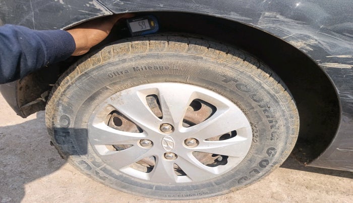 2011 Hyundai i10 SPORTZ 1.2, Petrol, Manual, 27,836 km, tyre