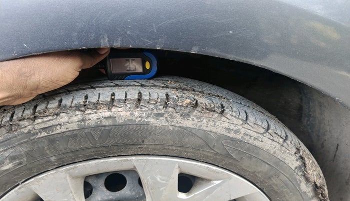 2014 Hyundai Grand i10 MAGNA 1.2 KAPPA VTVT, CNG, Manual, 96,398 km, tyre