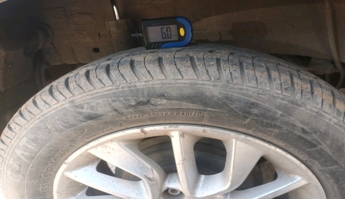 2016 Mahindra Kuv100 K8 D 6 STR, Diesel, Manual, 1,07,880 km, tyre