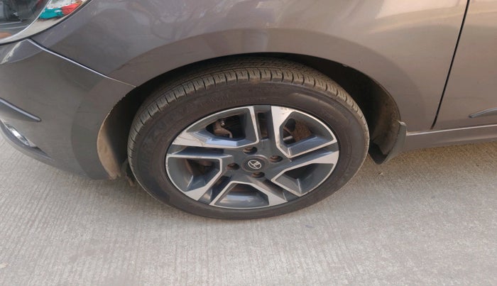 2018 Tata TIGOR XZ (O) PETROL, Petrol, Manual, 54,568 km, tyre