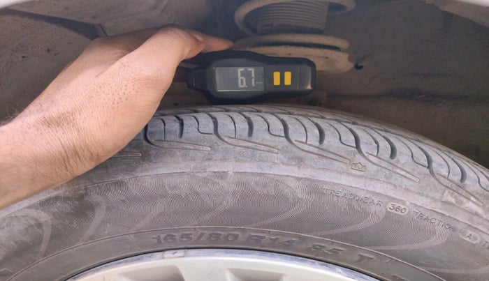 2012 Maruti Swift VXI, Petrol, Manual, 60,957 km, tyre