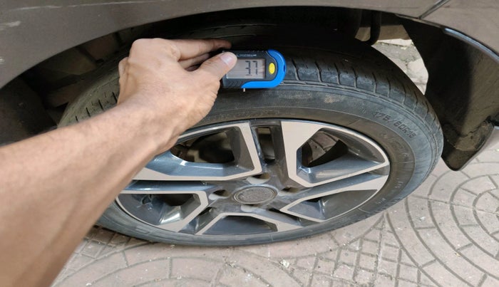 2021 Tata TIGOR XZA PLUS PETROL, Petrol, Automatic, 50,223 km, tyre