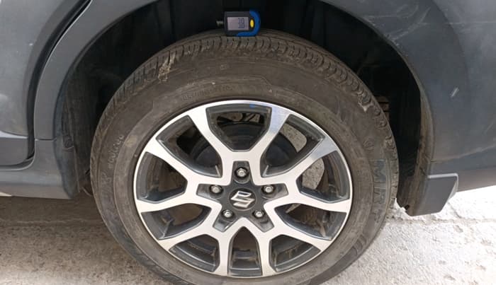 2025 Maruti XL6 ZETA AT, Petrol, Automatic, 9,942 km, tyre