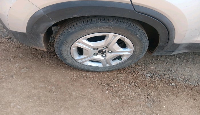 2023 KIA SONET HTK 1.5 DIESEL IMT, Diesel, Manual, 74,661 km, tyre