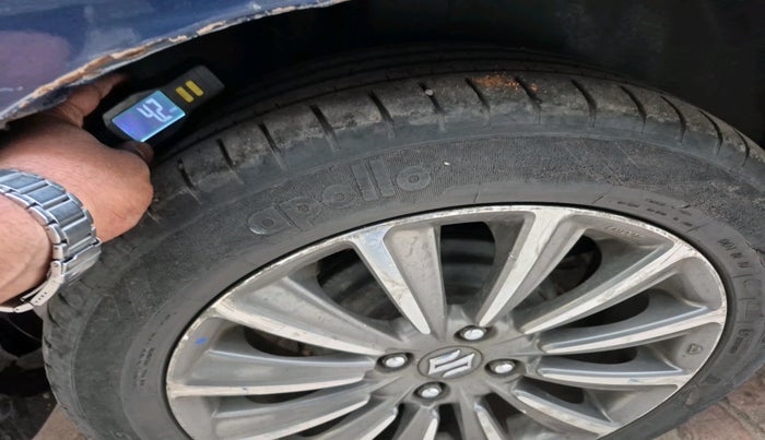 2018 Maruti Ciaz ALPHA 1.5 SHVS PETROL, Petrol, Manual, 60,781 km, tyre