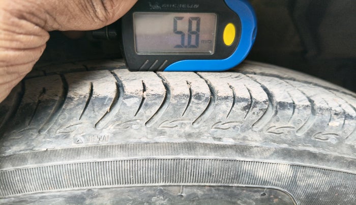 2018 Maruti Celerio VXI CNG, CNG, Manual, 94,453 km, tyre