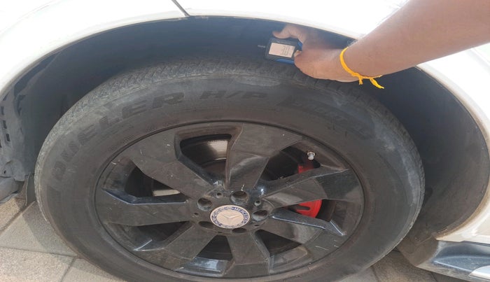 2014 Mercedes Benz Ml Class 250 CDI, Diesel, Automatic, 1,64,839 km, tyre