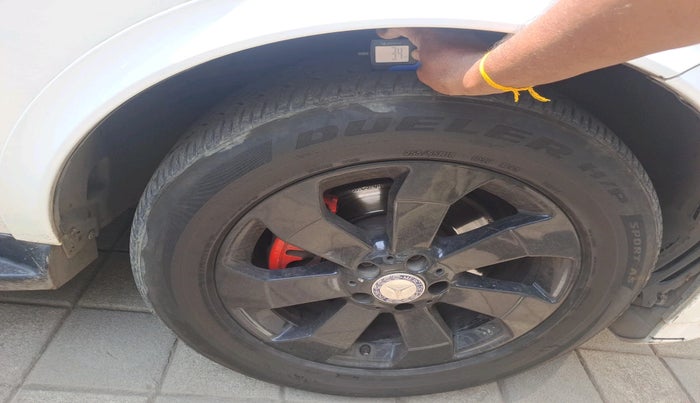 2014 Mercedes Benz Ml Class 250 CDI, Diesel, Automatic, 1,64,839 km, tyre