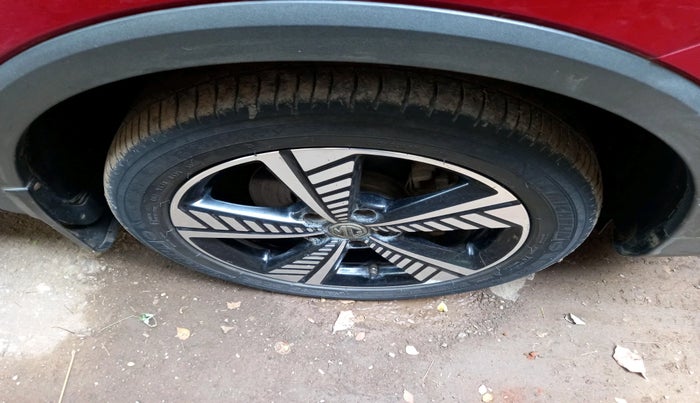 2020 MG ZS EV EXCLUSIVE, Electric, Automatic, 29,087 km, tyre