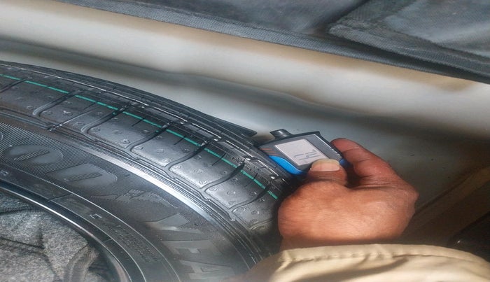 2022 KIA SONET HTX 1.5 AT, Diesel, Automatic, 26,684 km, tyre