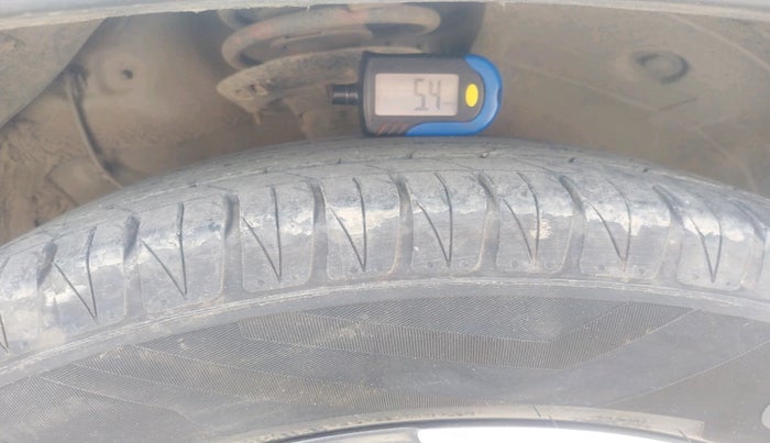 2022 KIA SONET HTX 1.5 AT, Diesel, Automatic, 26,684 km, tyre