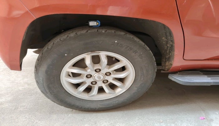 2015 Mahindra TUV300 T8, Diesel, Manual, 47,113 km, tyre