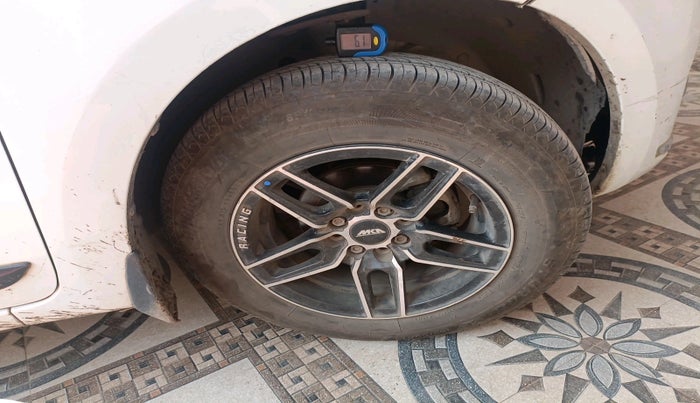 2019 Maruti Dzire VDI, Diesel, Manual, 70,259 km, tyre