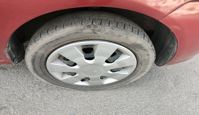 2011 Hyundai Santro Xing GLS LPG, Petrol, Manual, 1,31,846 km, tyre